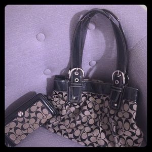 Coach purse and wallet